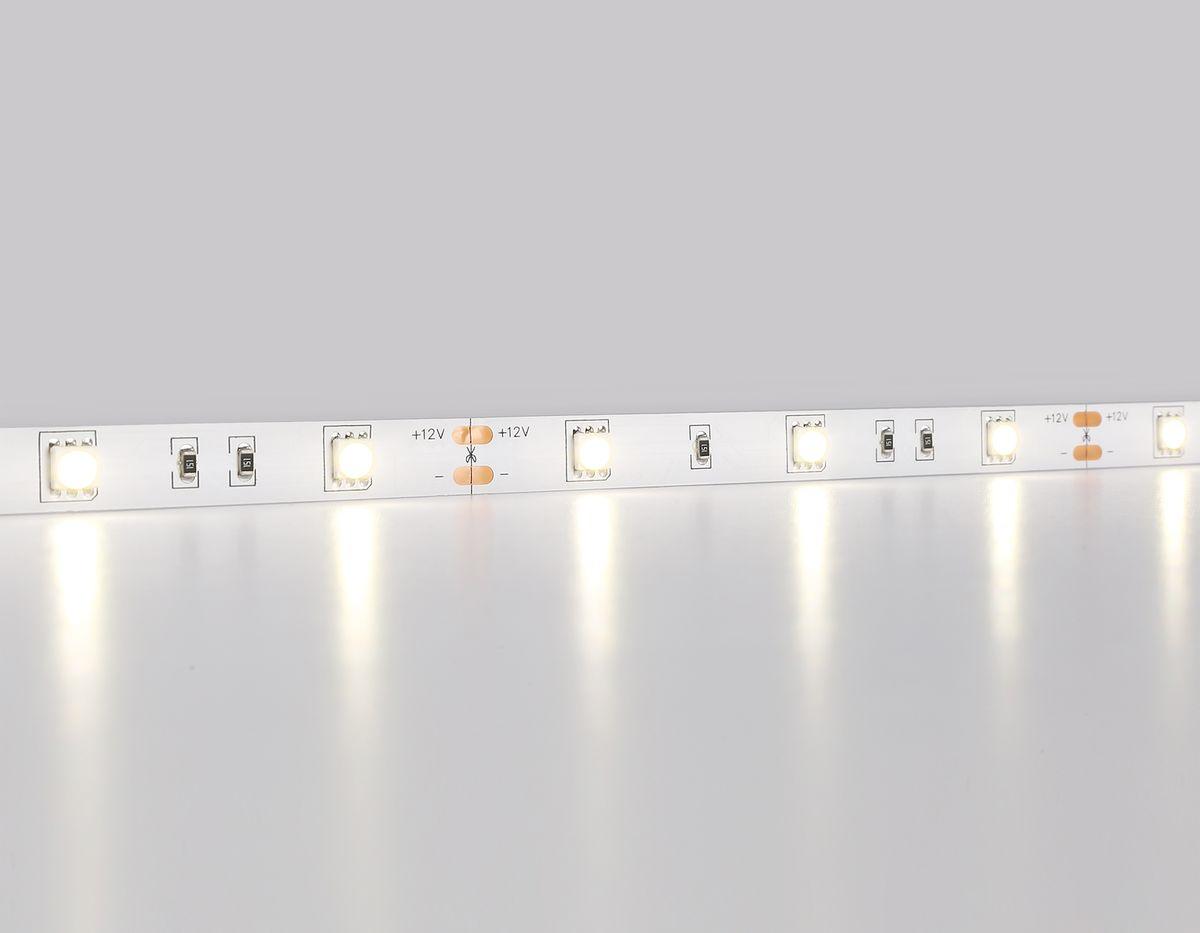 фото светодиодная лента дневной белый ambrella light 7,2w/m 30led/m 5050smd 4500к 5m gs1802 | 220svet.ru