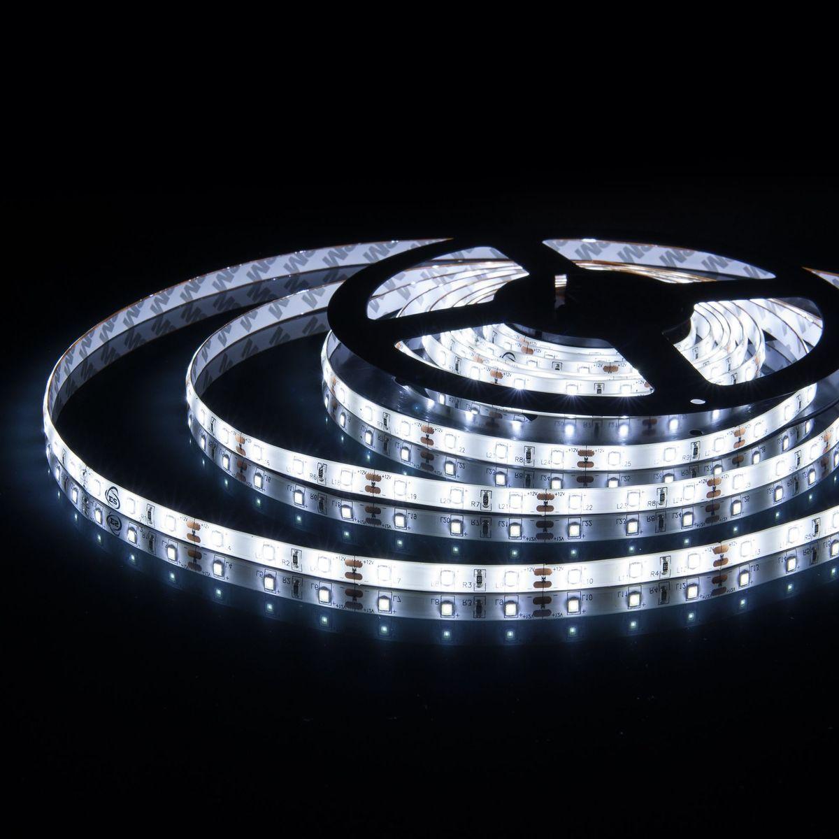 фото светодиодная влагозащищенная лента elektrostandard 4,8w/m 60led/m 2835smd холодный белый 5m a040996 | 220svet.ru