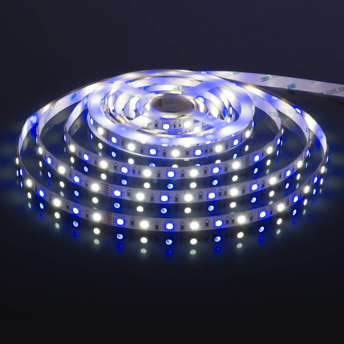 фото светодиодная лента elektrostandard 14,4w/m 60led/m 5050smd mix rgb/холодный белый 5m a053731 | 220svet.ru