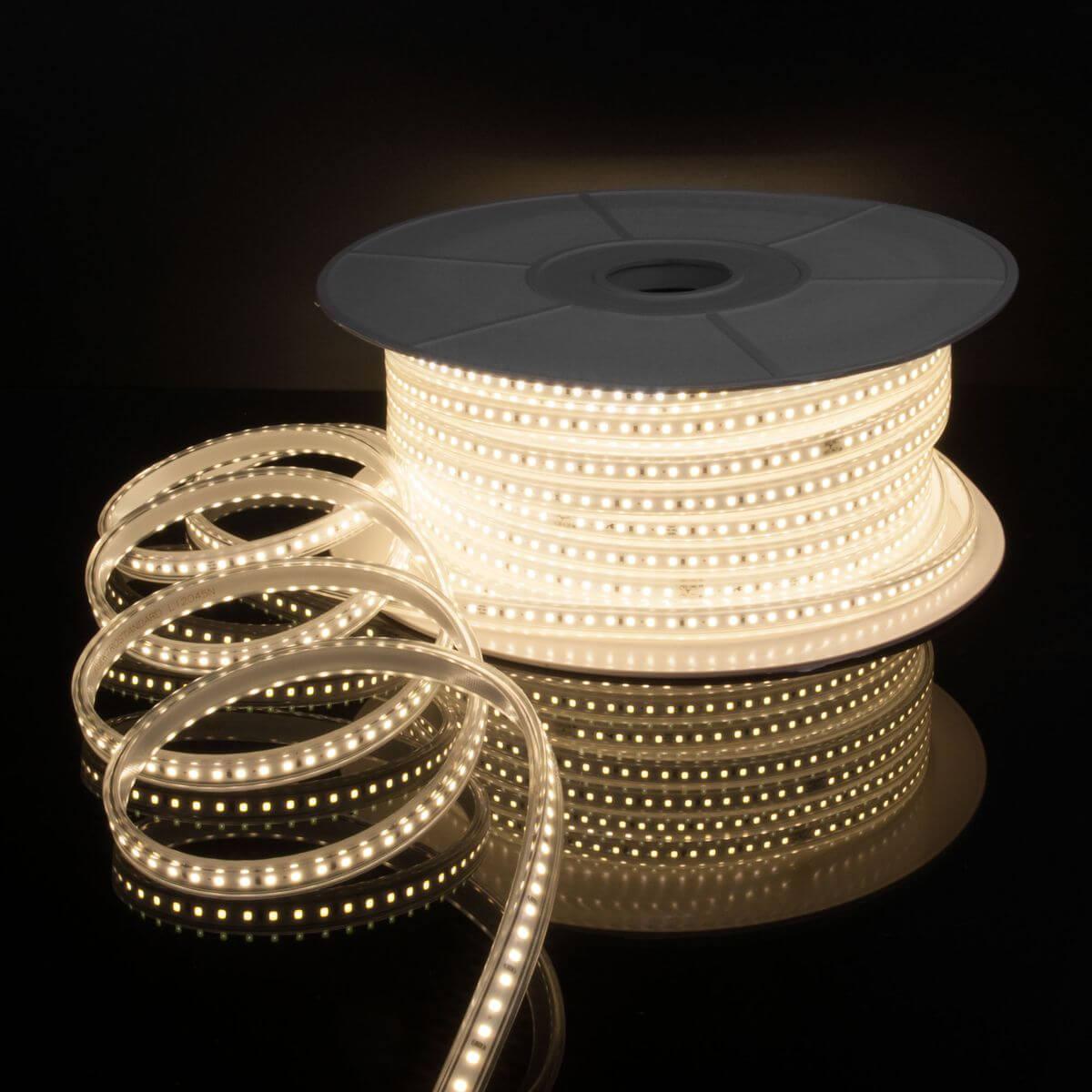 фото светодиодная влагозащищенная лента elektrostandard 8w/m 60led/m 2835smd дневной белый 50m a053637 | 220svet.ru