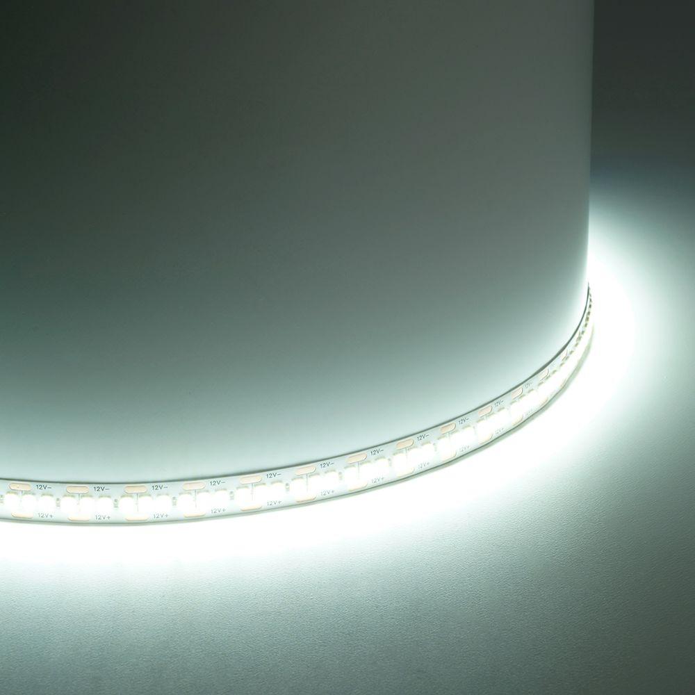 фото светодиодная лента feron 19w/m 240led/m 2835smd холодный белый 5м ls617 48828 | 220svet.ru