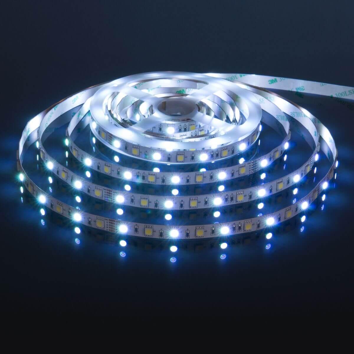 фото светодиодная лента elektrostandard 14,4w/m 60led/m 5050smd mix rgb/холодный белый 5m a053731 | 220svet.ru