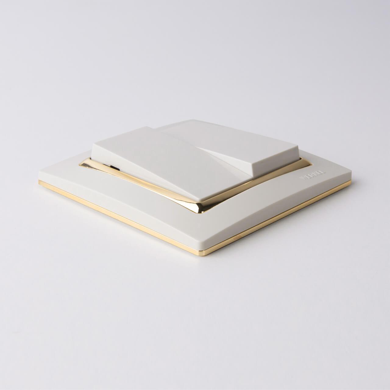 фото рамка на 1 пост werkel w0011932 4690389160691 | 220svet.ru